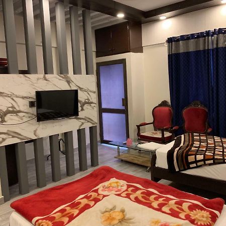 Embassy Lodge Karachi Buitenkant foto