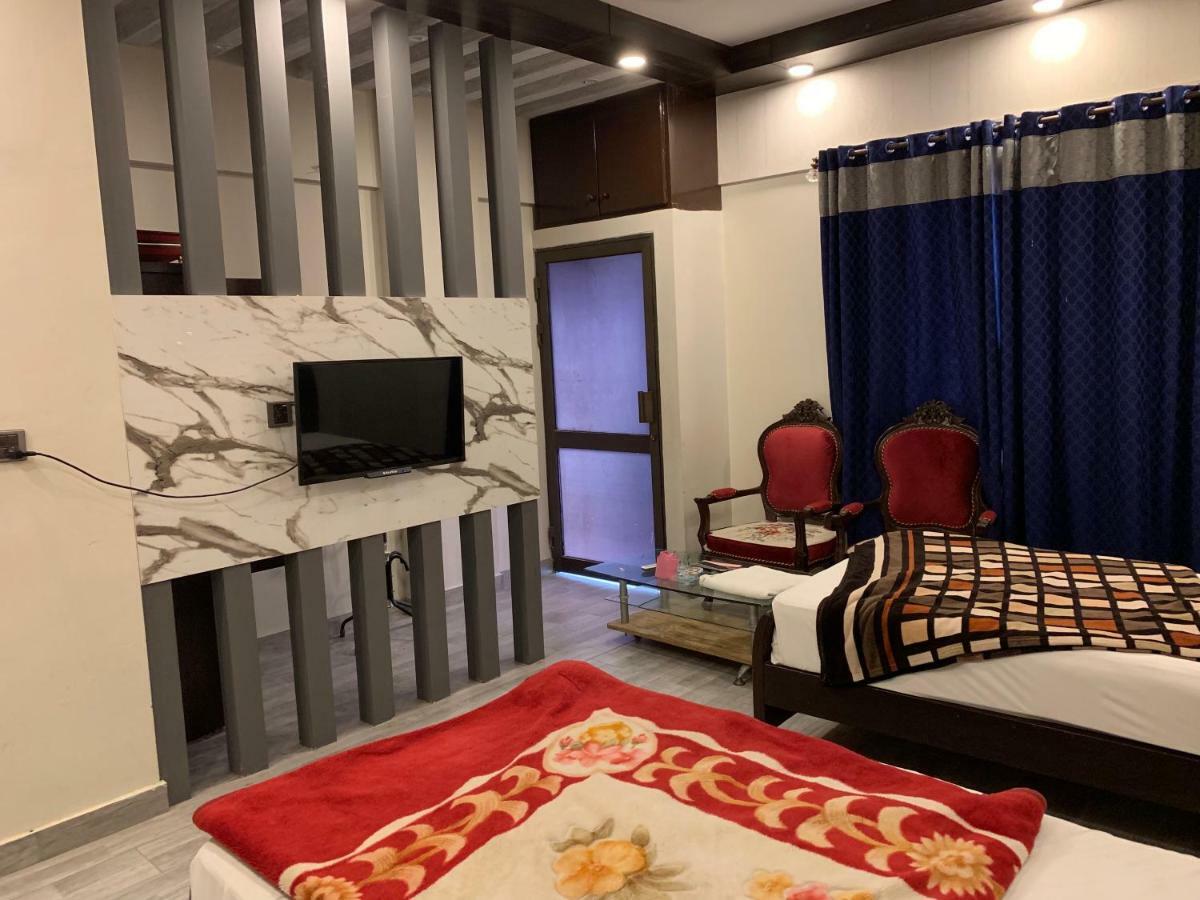Embassy Lodge Karachi Buitenkant foto